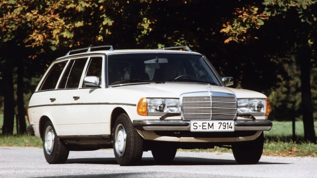 Mercedes W123 Station Wagon.