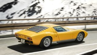 Lamborghini Miura sulle strade di "The Italian Job".